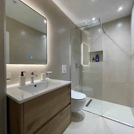 Aparthotel Myslym Shyri's