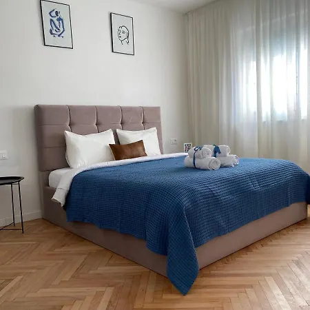 Myslym Shyri's 3* 地拉那