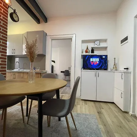 Myslym Shyri's Aparthotel