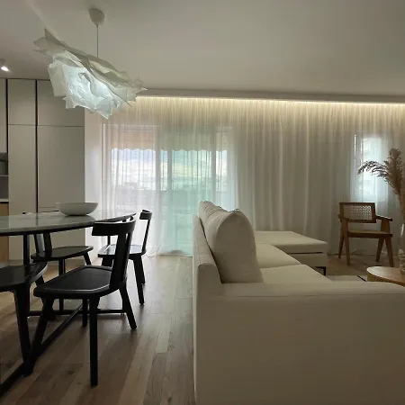 Myslym Shyri's 地拉那