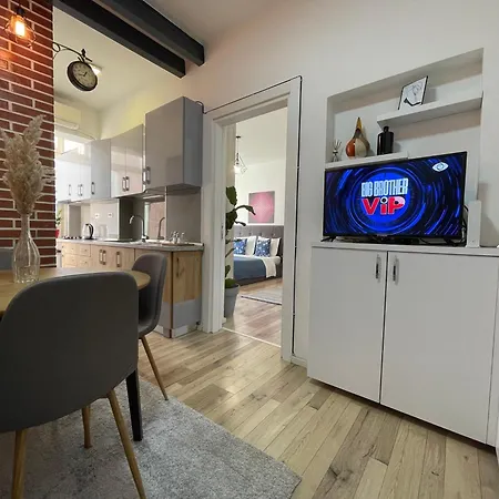 Myslym Shyri's Aparthotel 3*