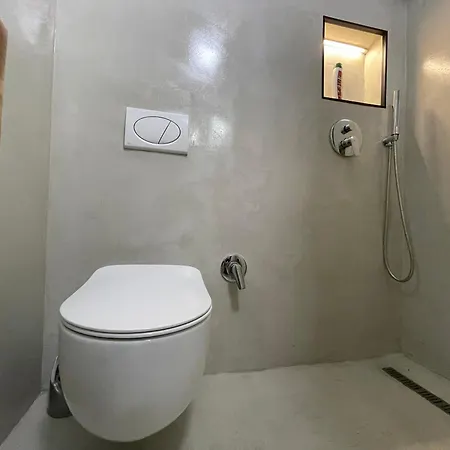 Myslym Shyri's 公寓式酒店 地拉那