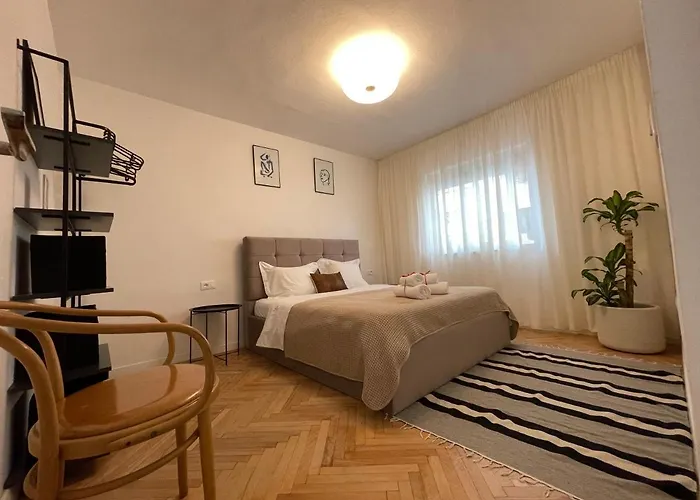 Myslym Shyri's Ξενοδοχείο με διαμερίσματα Τίρανα